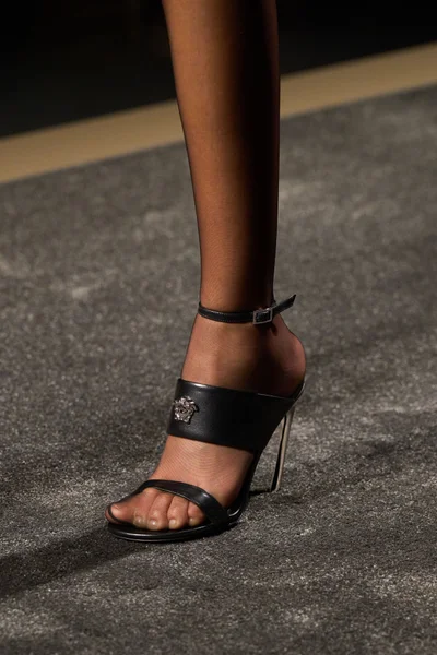 Look 56